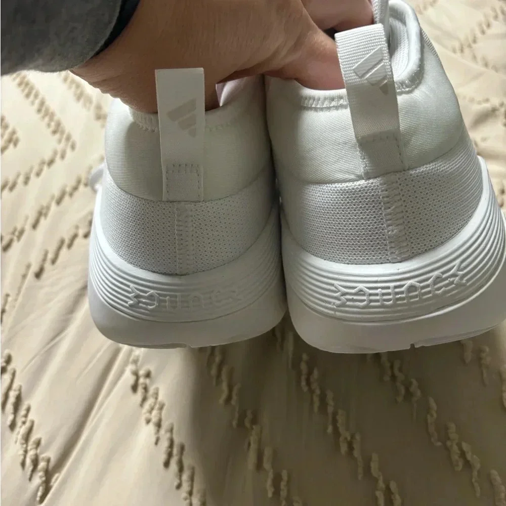 New Adidas Exhibit Select Mid White Silver  Basketball Court Shoes Women Size 11